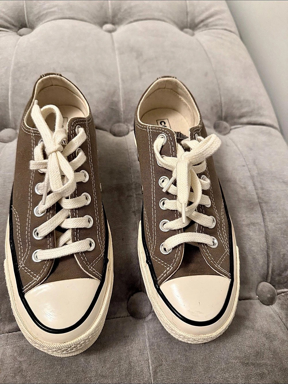 Converse Chuck Taylor All Star Brown & White Sneakers Like New